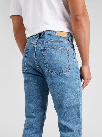 WEEKDAY regular Jeans 'Klean' i blå