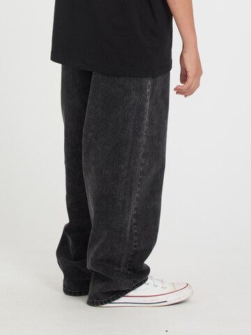Volcom Baggy Jeans 'Freazy' in Zwart