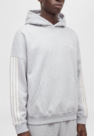 Bluză de molton de la ADIDAS ORIGINALS pe gri