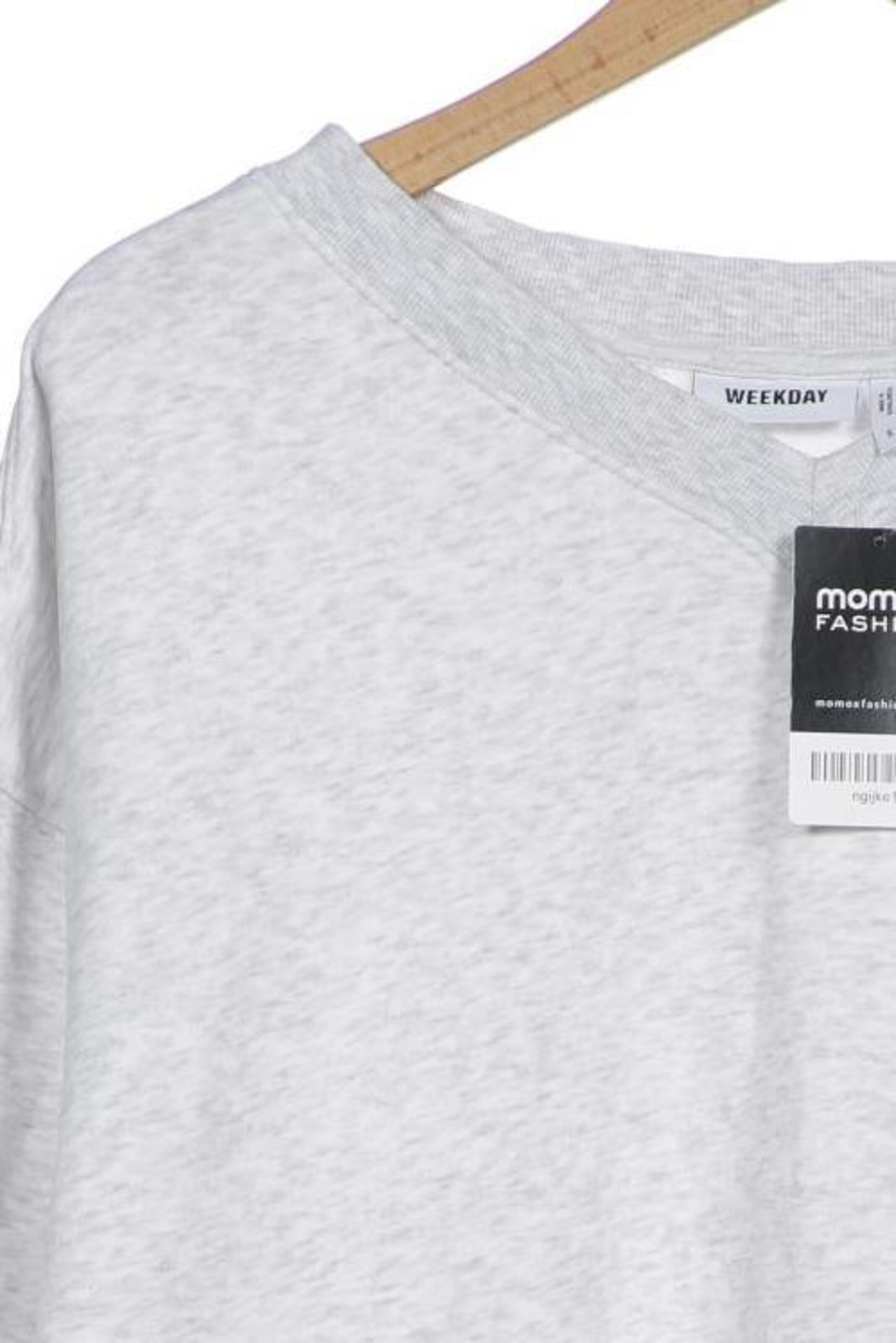 WEEKDAY Sweatshirt & Zip-Up Hoodie in S in Grey