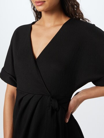 Robe 'Jesse' Gina Tricot en noir