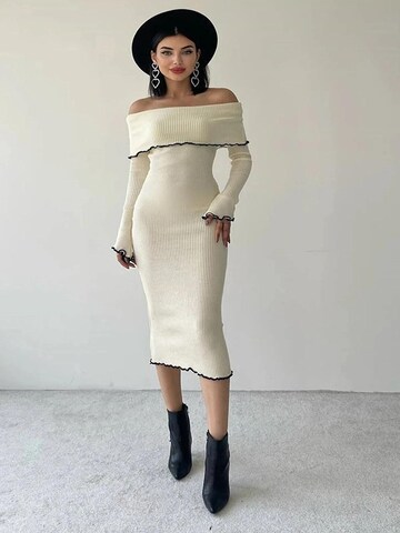 WOMAN VISION Gebreide jurk in Beige: voorkant