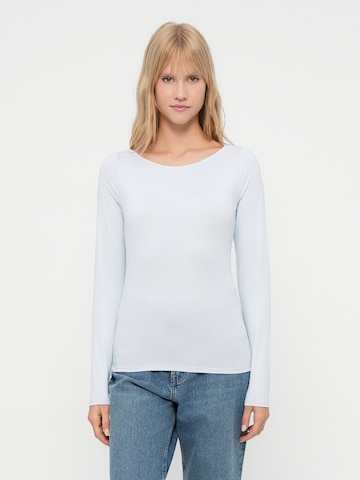 HOLLISTER Тениска в синьо: отпред