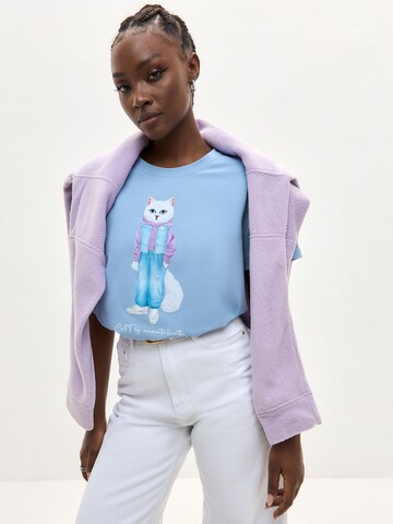 CAT by Maniita Lacitta Shirt mit Katzenprint WALKING CAT in Blau