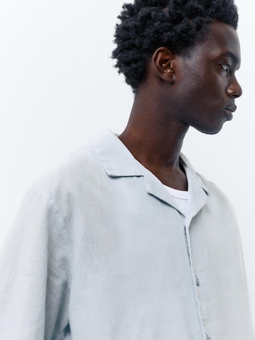 Comfort fit Camicia di Pull&Bear in blu