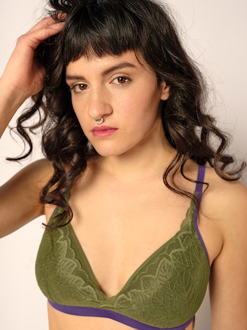 Skiny Triangle Bra in Green