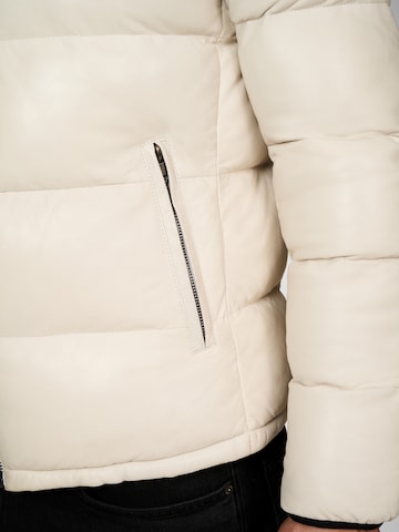 Veste d’hiver 'Sean' RICANO en blanc