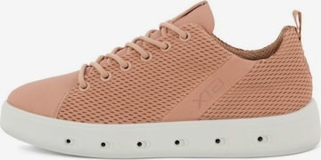 ECCO Sneakers in Pink