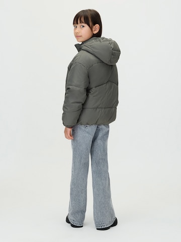 Calvin Klein JeansPrijelazna jakna - siva boja