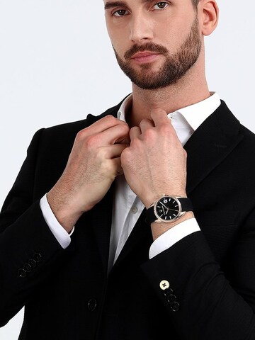 Maserati Analog watch in Black: front
