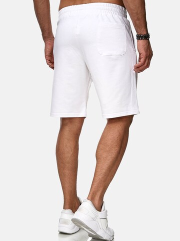 Reslad Regular Hose 'Shorts Basic Sweathose' in Weiß