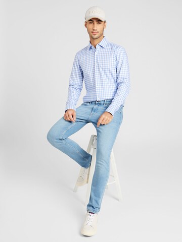 Coupe regular Chemise 'HANK' BOSS en bleu