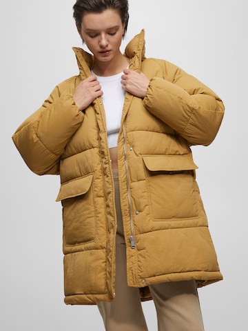 Pull&Bear Wintermantel in Bruin: voorkant