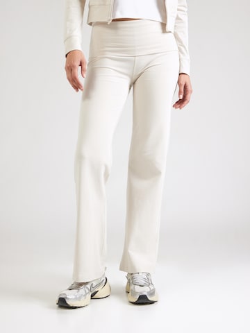 Regular Pantalon Nike Sportswear en blanc : devant
