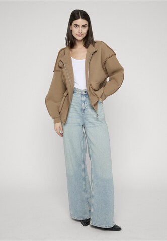 Estelou Between-Season Jacket in Beige