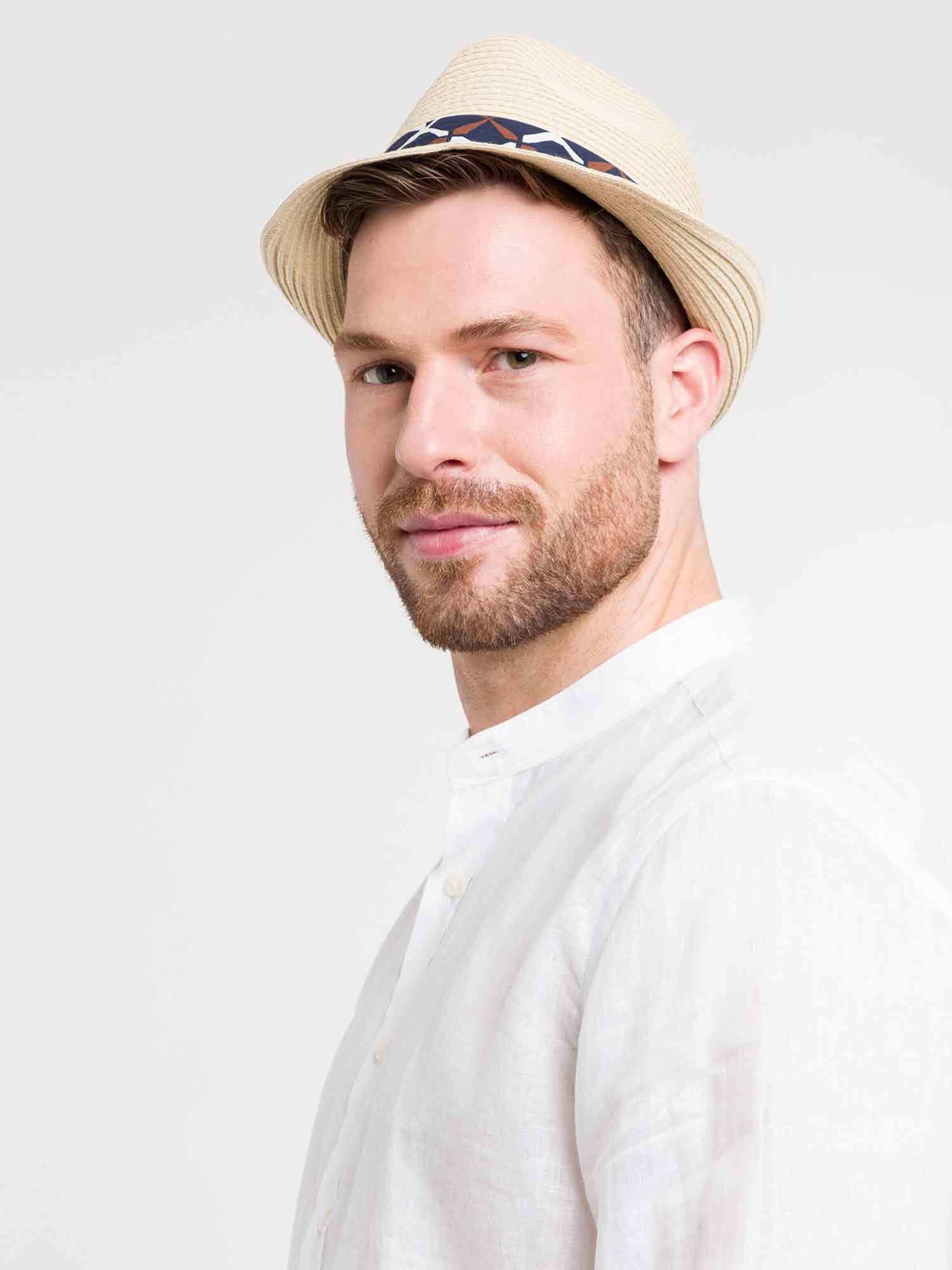 bugatti Hut in Beige: Vorderseite