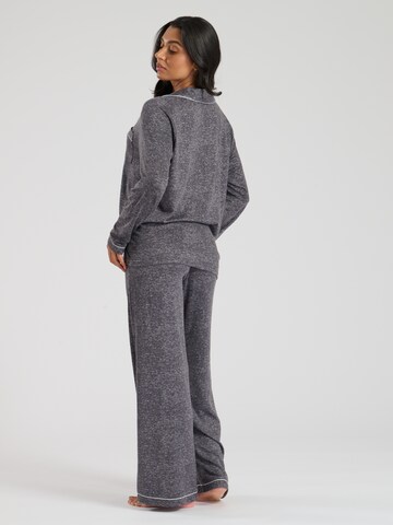 Loungeable Pyjama 'Marl' in Grau