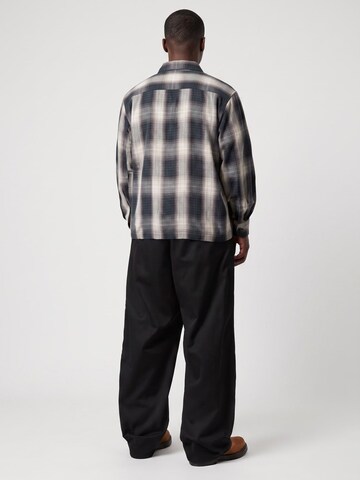 Carhartt WIP Baggy Hose 'BRADY DOUBLE KNEE CHINO PANT'‌‌‌ in Schwarz