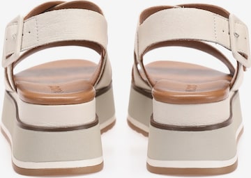 INUOVO Sandals in Beige