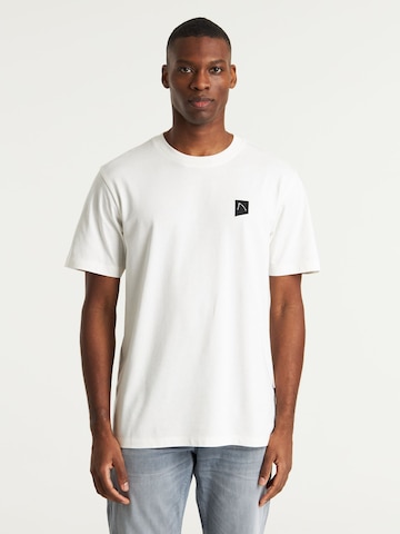 CHASIN' Shirt 'Motan' in White