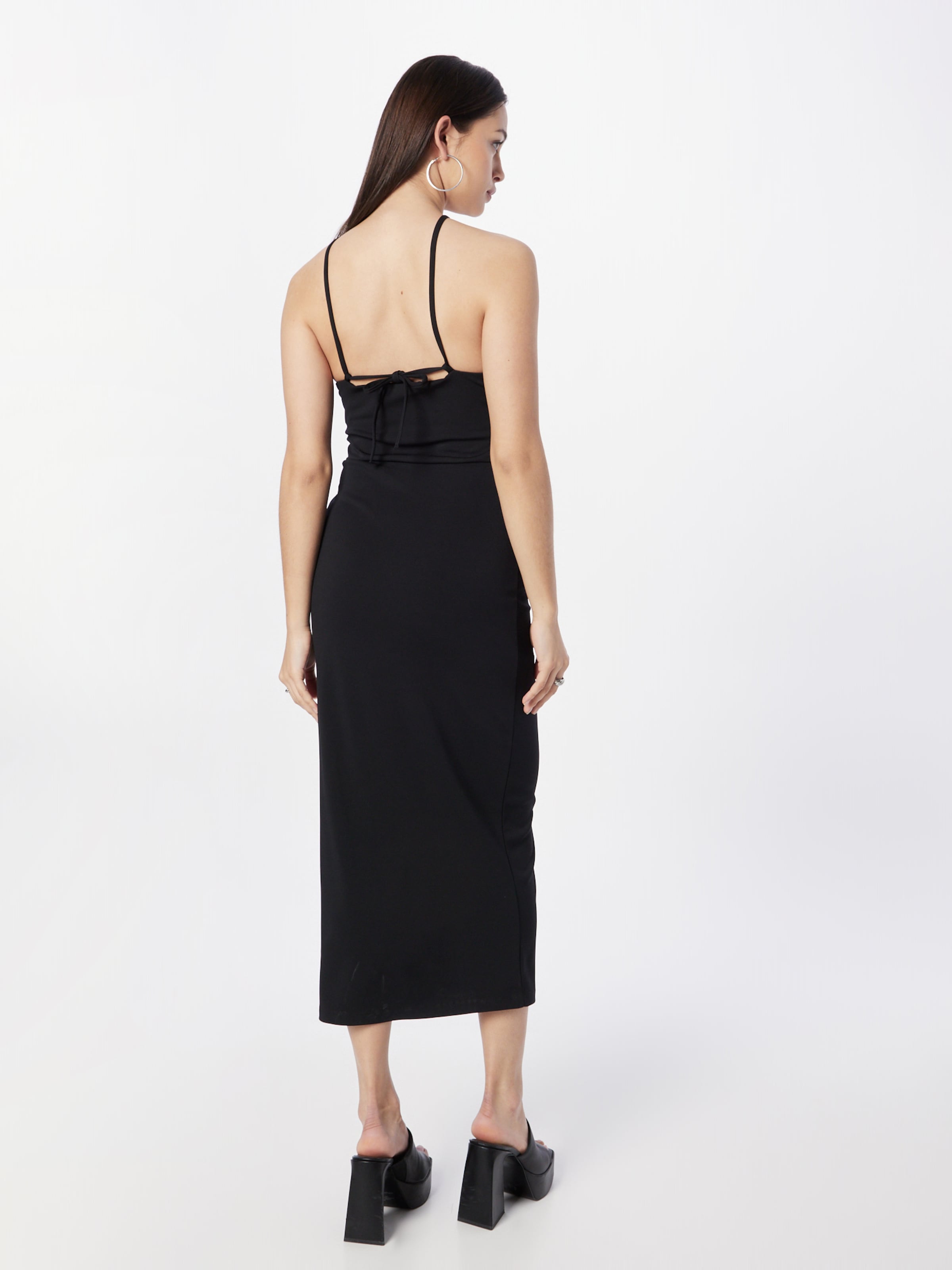 Sisley Abito in Nero ABOUT YOU
