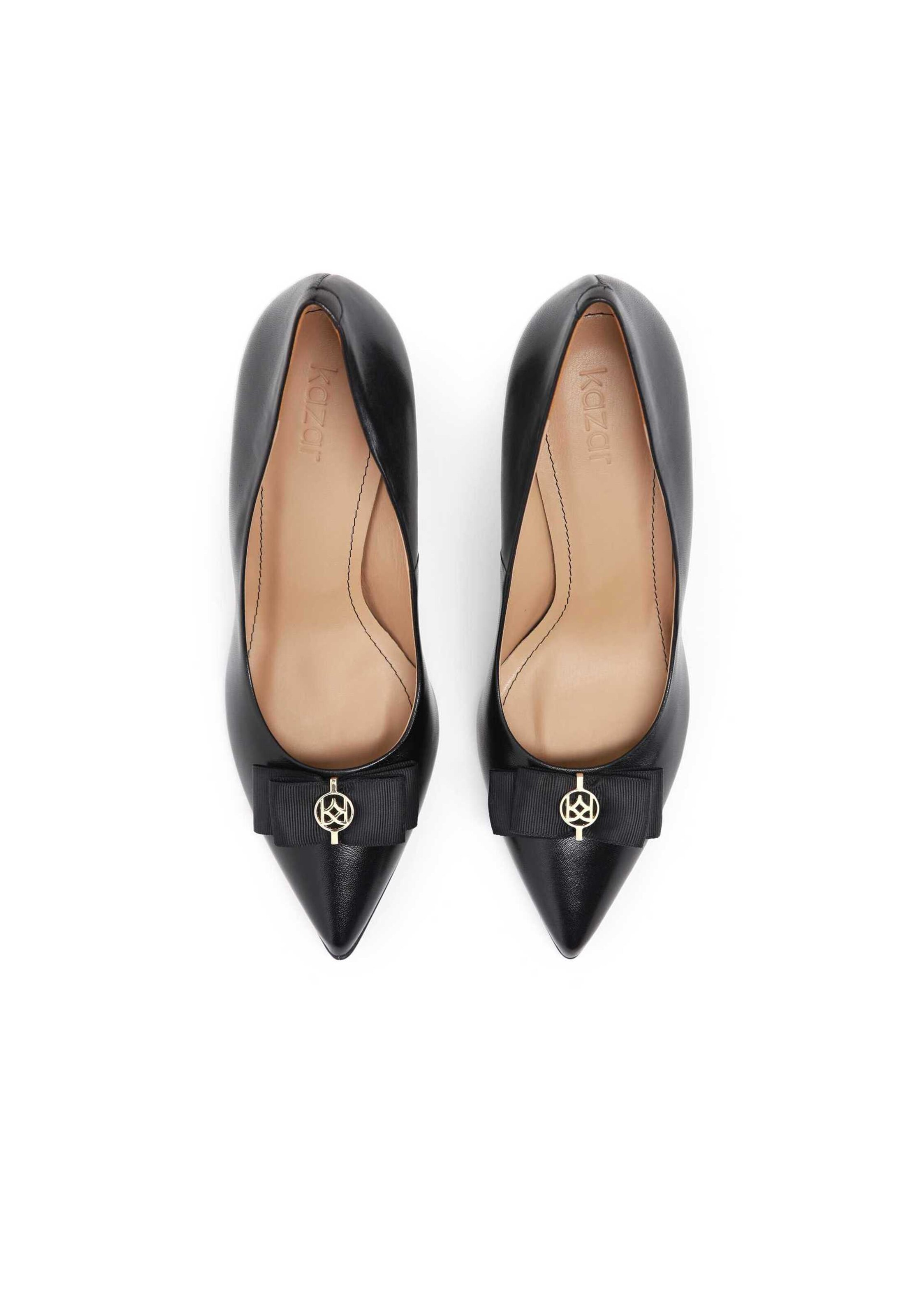 Kazar Avokkaat värissä musta