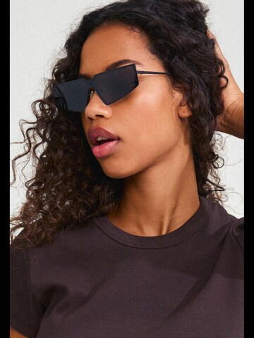 Pilgrim Sunglasses 'Alexia' in Black: front