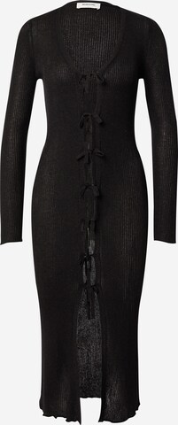 modström فستان مُحاك 'Faddie' بلون أسود: الأمام