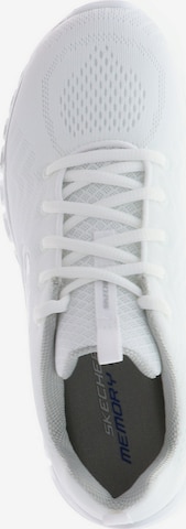 Sneaker bassa 'Graceful Get Connected' di SKECHERS in bianco
