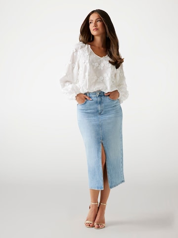 GUESS Blouse in White