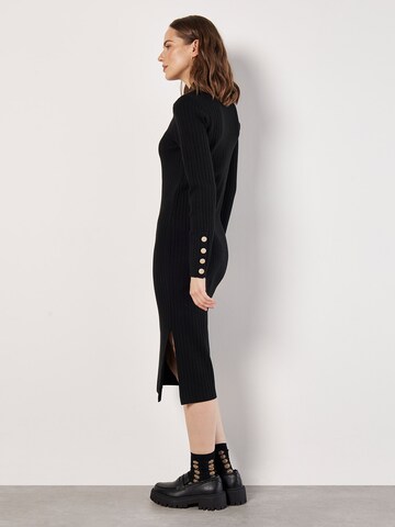 Robe ' ' Apricot en noir