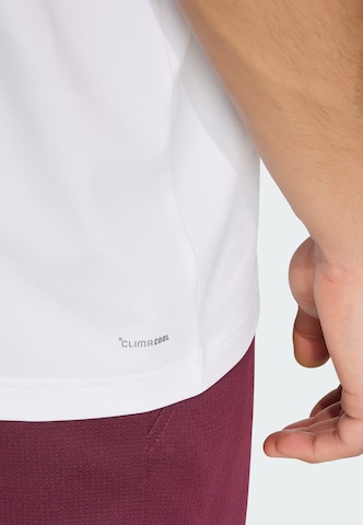 T-Shirt fonctionnel 'Classics' ADIDAS PERFORMANCE en blanc