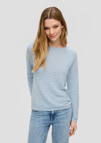 Pull-over QS en bleu : devant