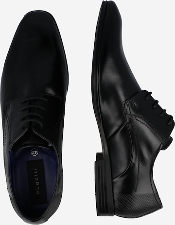 Chaussure à lacets 'Mattia II' bugatti en noir