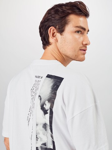 NU-IN Regular Fit T-Shirt 'Glitch' in Weiß
