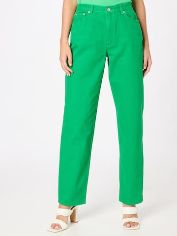 NA-KD Loose fit Jeans in Green: front