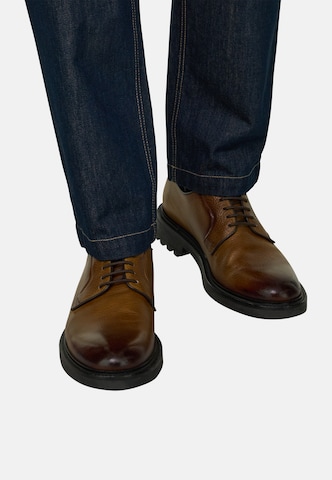 Chaussure à lacets Boggi Milano en marron : devant