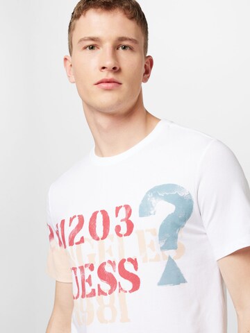 GUESS - Camiseta en blanco