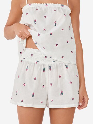 Shorty di ETAM in bianco
