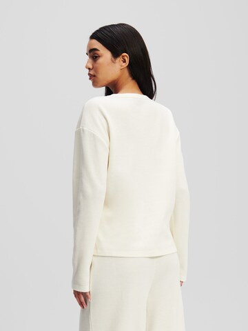 Pigiama di Karl Lagerfeld in beige