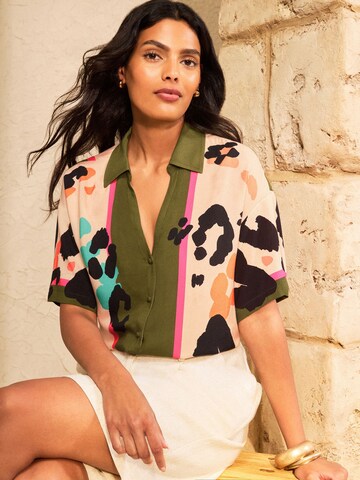 love & roses Blouse in Green