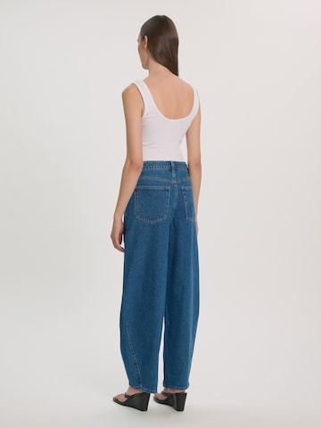 Barrel Jeans 'Camilla' di EDITED in blu