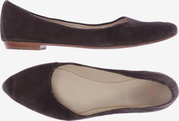 Fred de la BretoniÈre Flats & Loafers in 38 in Brown: front