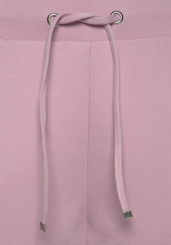 LASCANA Tapered Hose in Pink
