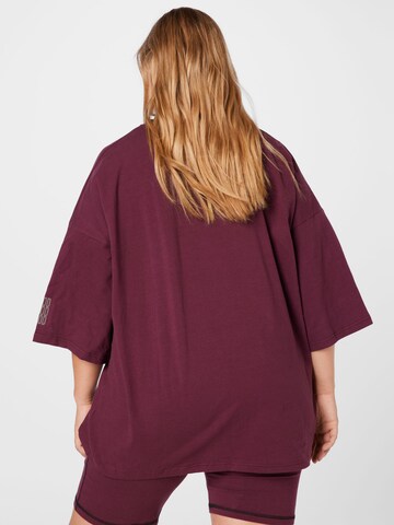 Tricou de la Public Desire Curve pe mov