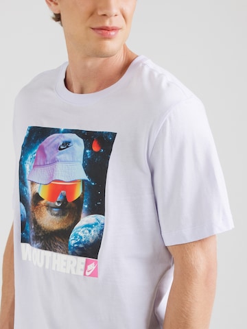 Nike Sportswear Футболка 'OC PHOTO 1' в Лиловый