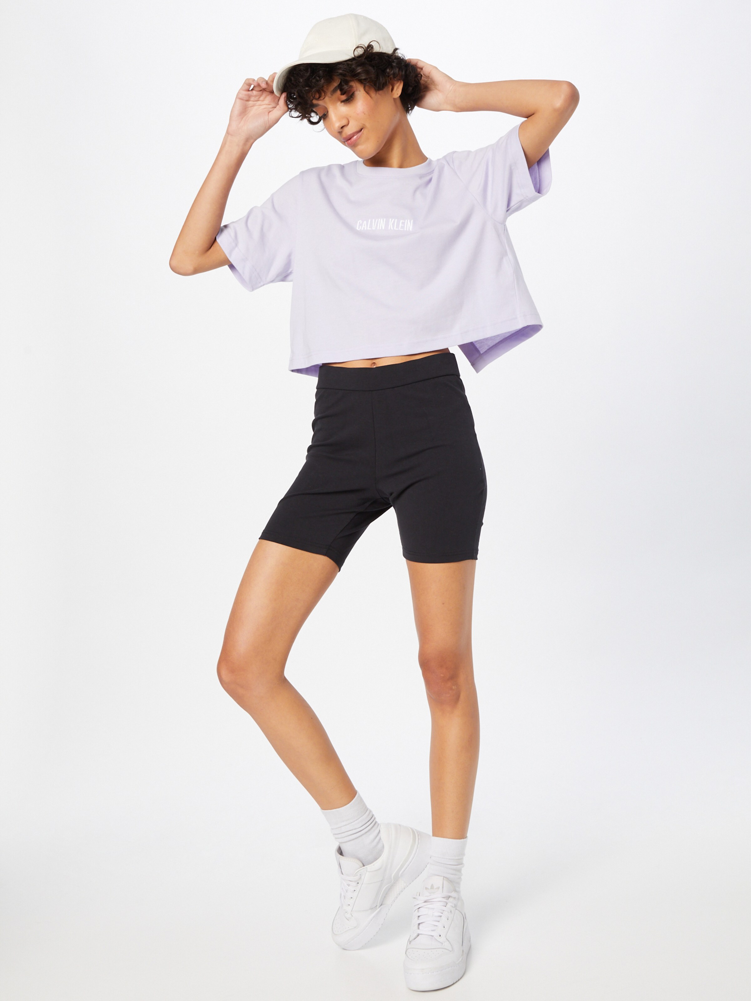 Sport T-shirt fonctionnel Calvin Klein Performance en Violet Pastel 