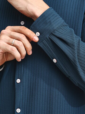 Campus Sutra - Ajuste regular Camisa 'Tierra' en azul