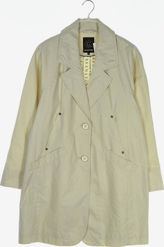 Creenstone Jacket & Coat in S in White: front