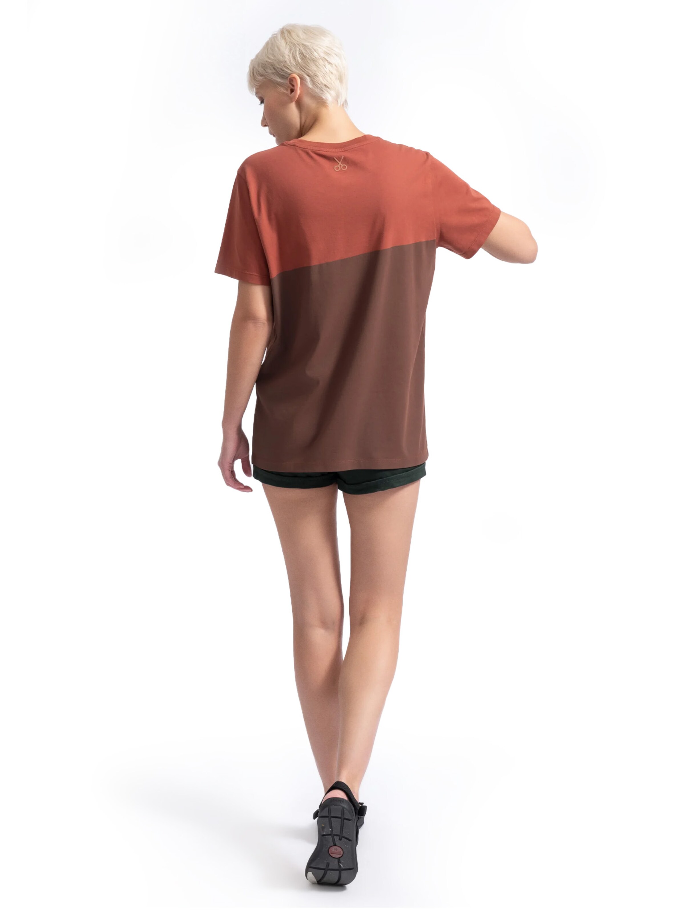 T-Shirt 'Shield Maiden' Kaft en rouge